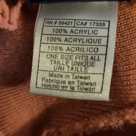 NFL Reebok NE Patriots Pink Winter Beanie Hat - Picture 4 of 7